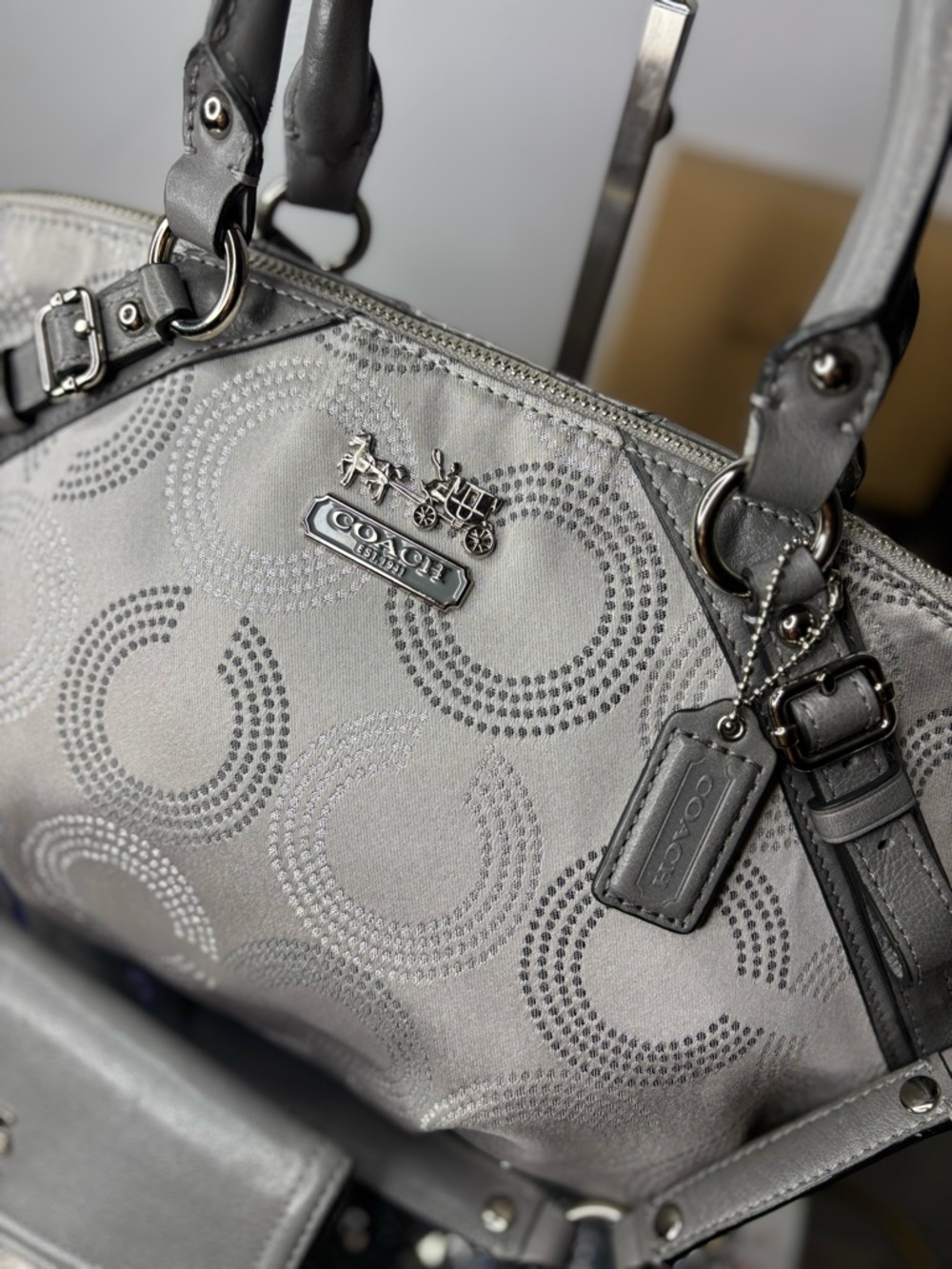 Coach 2010 Madison Dotted Op Art Sophia satchel and matching wallet EUC - Picture 3 of 14